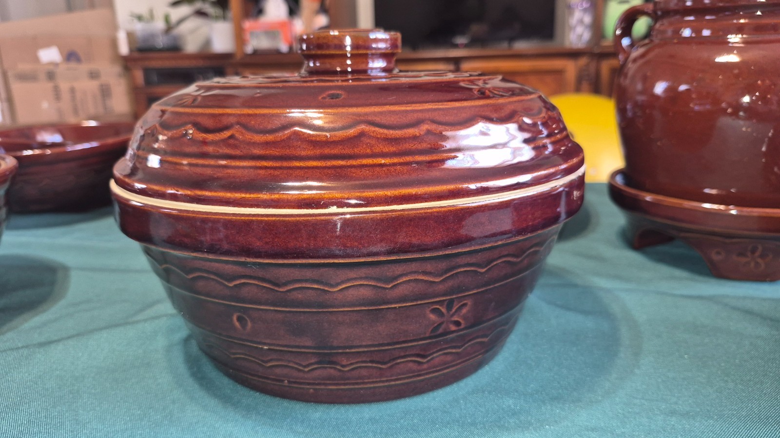 Marcrest Daisy and dot vintage brown oven safe stoneware