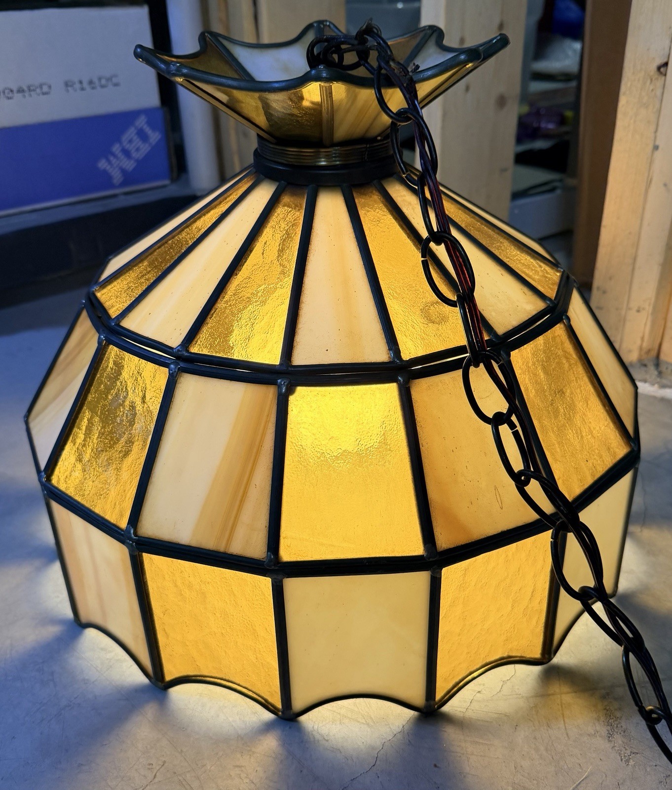 Vtg MCM Caramel Slag Glass Hanging Swag Lamp 16” Stained Panel Pendant Light