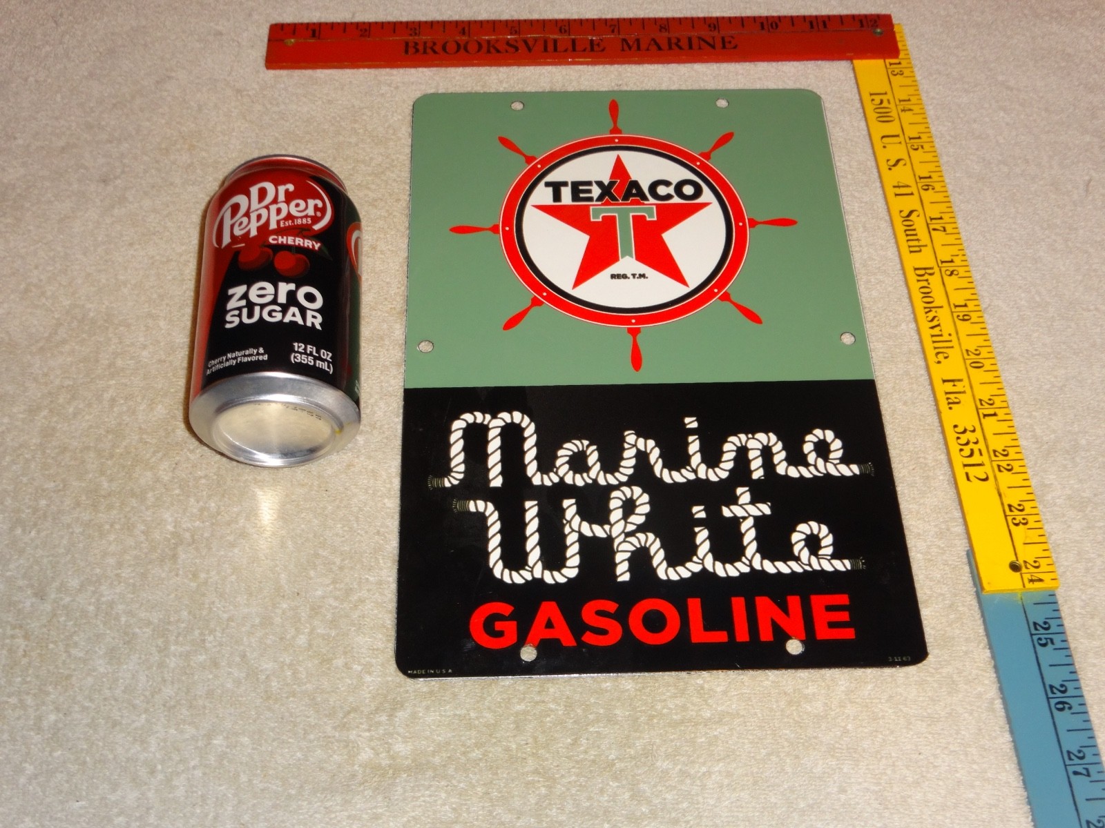 VINTAGE 1963 TEXACO MARINE WHITE GASOLINE⛽️ SHIPS WHEEL PORCELAIN METAL OIL SIGN VINTAGE 1963 TEXACO MARINE WHITE GASOLINE⛽️ SHIPS WHEEL PORCELAIN METAL OIL SIGN