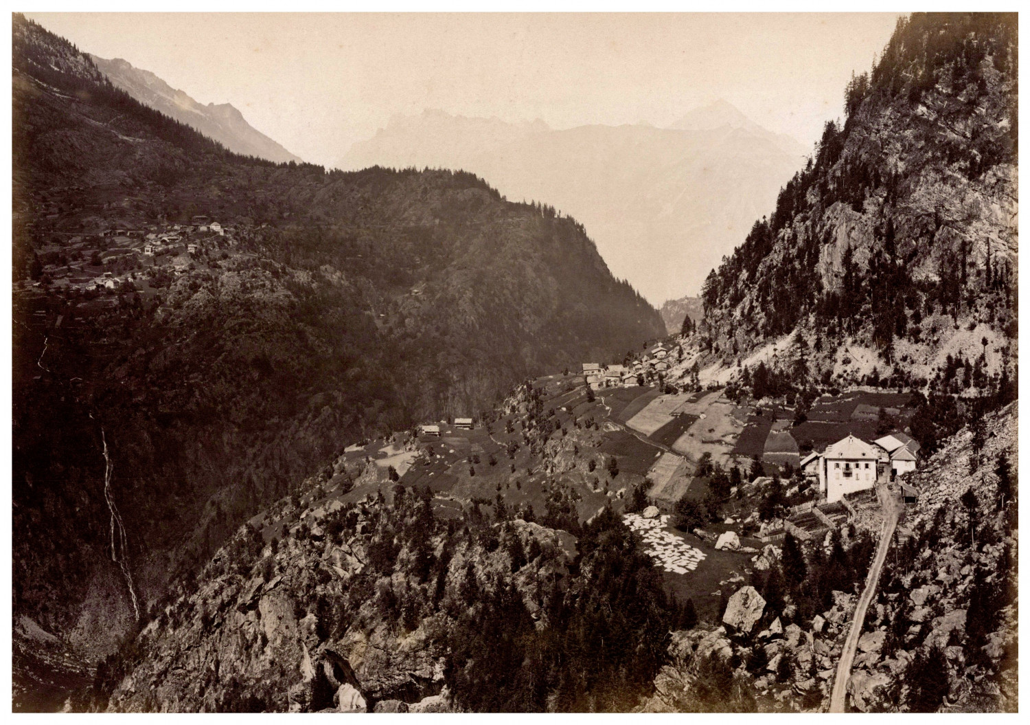 France, Chamonix, Passage de la Tête Noire vintage albumen print albumi print