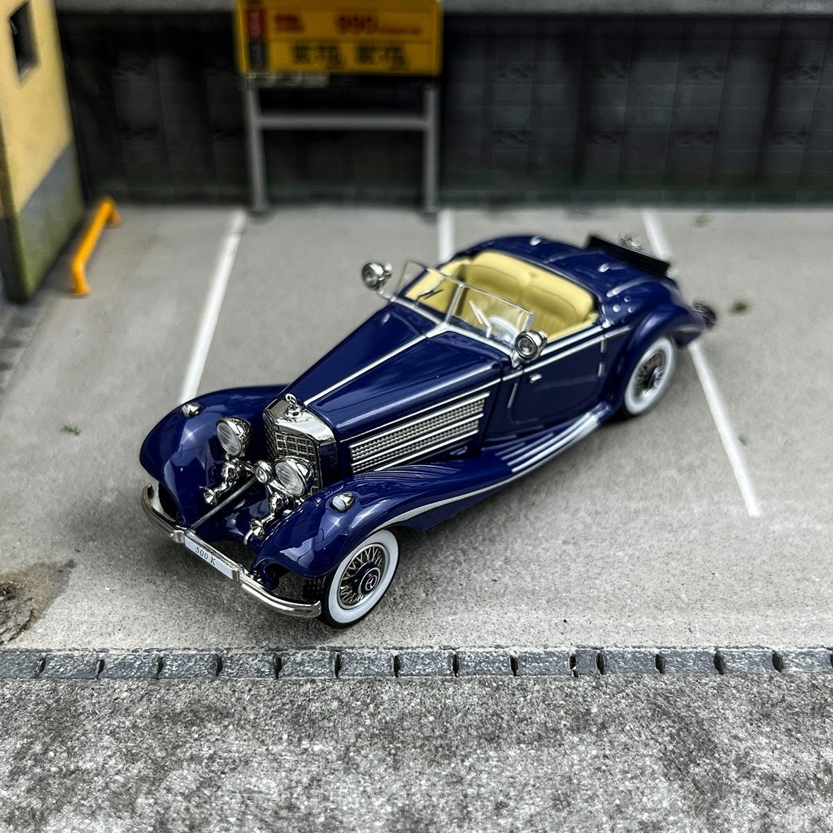 1:64 500K Style Blue Vintage Convertible Diecast Model Car Collectible