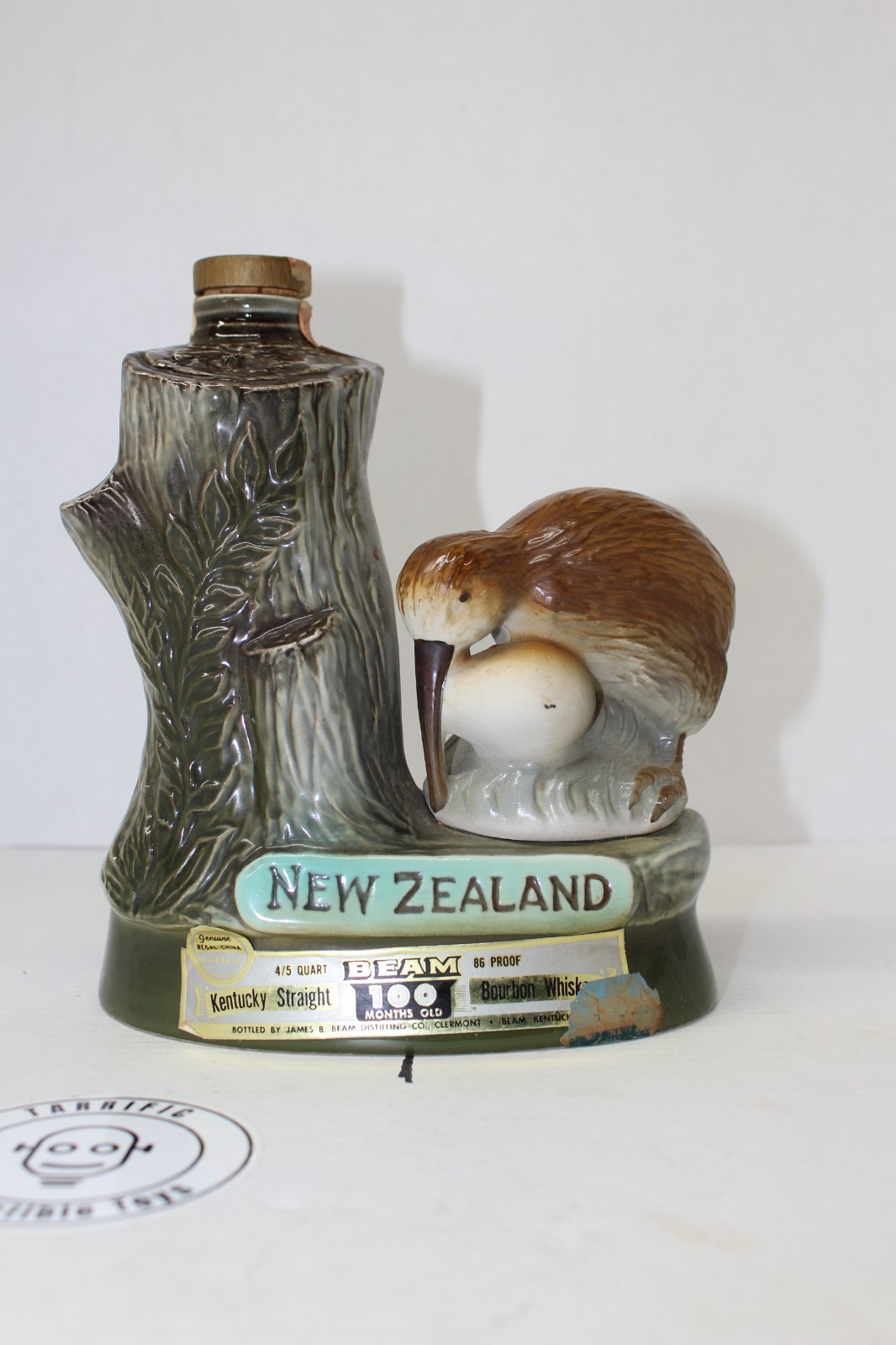 Jim Beam 1975 New Zealand Kiwi Decanter 100 Months Old Distillery Collectible