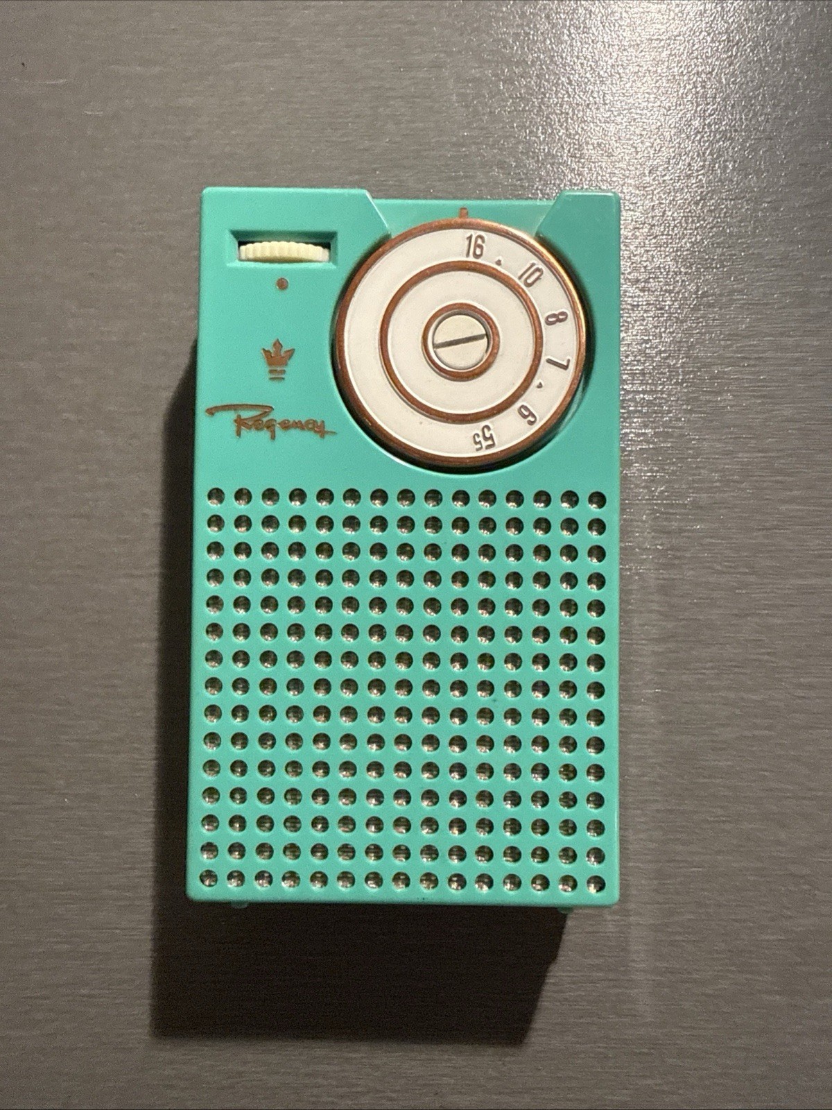 Vintage Regency TR-1/TR-1G Transistor Radio 1950s Rare - Turquoise Untested