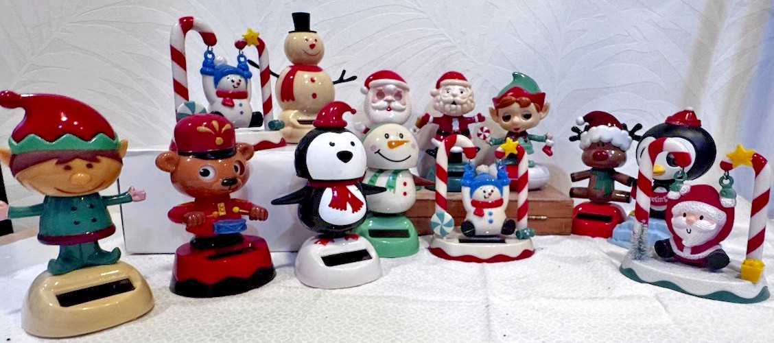 Lot 13 Christmas Solar Dancing Bobblehead Figures Santa Snowman Elf Reindeer Y2K Lot 13 Christmas Solar Dancing Bobblehead Figures Santa Snowman Elf Reindeer Y2K