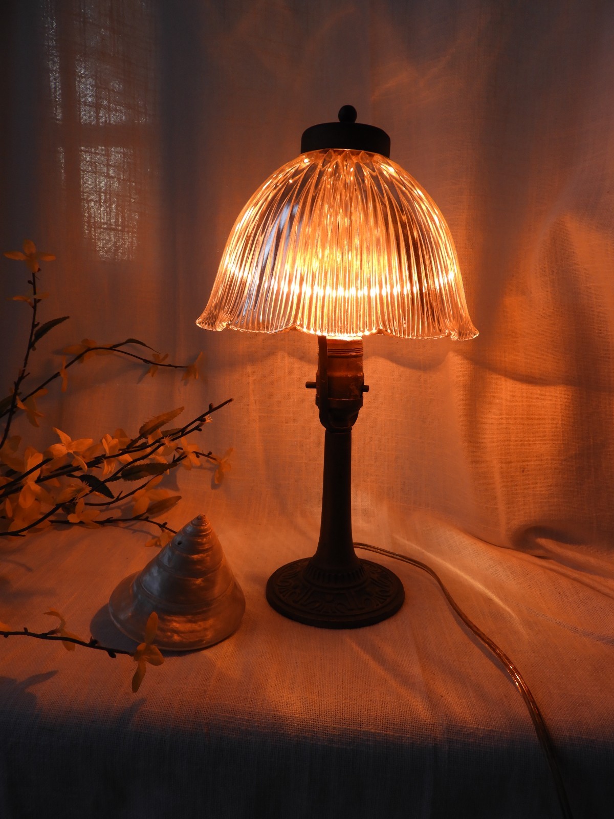 Antique Holophane Small Brass Lamp Pleated Shade|Rewired H 14\