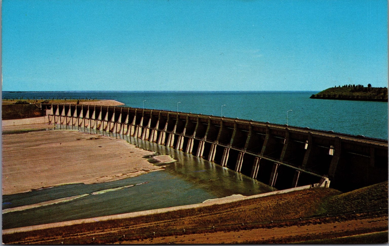 Garrison Dam Spillway Riverdale ND Postcard Lake Sakakawea Missouri River Chrome Garrison Dam Spillway Riverdale ND Postcard Lake Sakakawea Missouri River Chrome