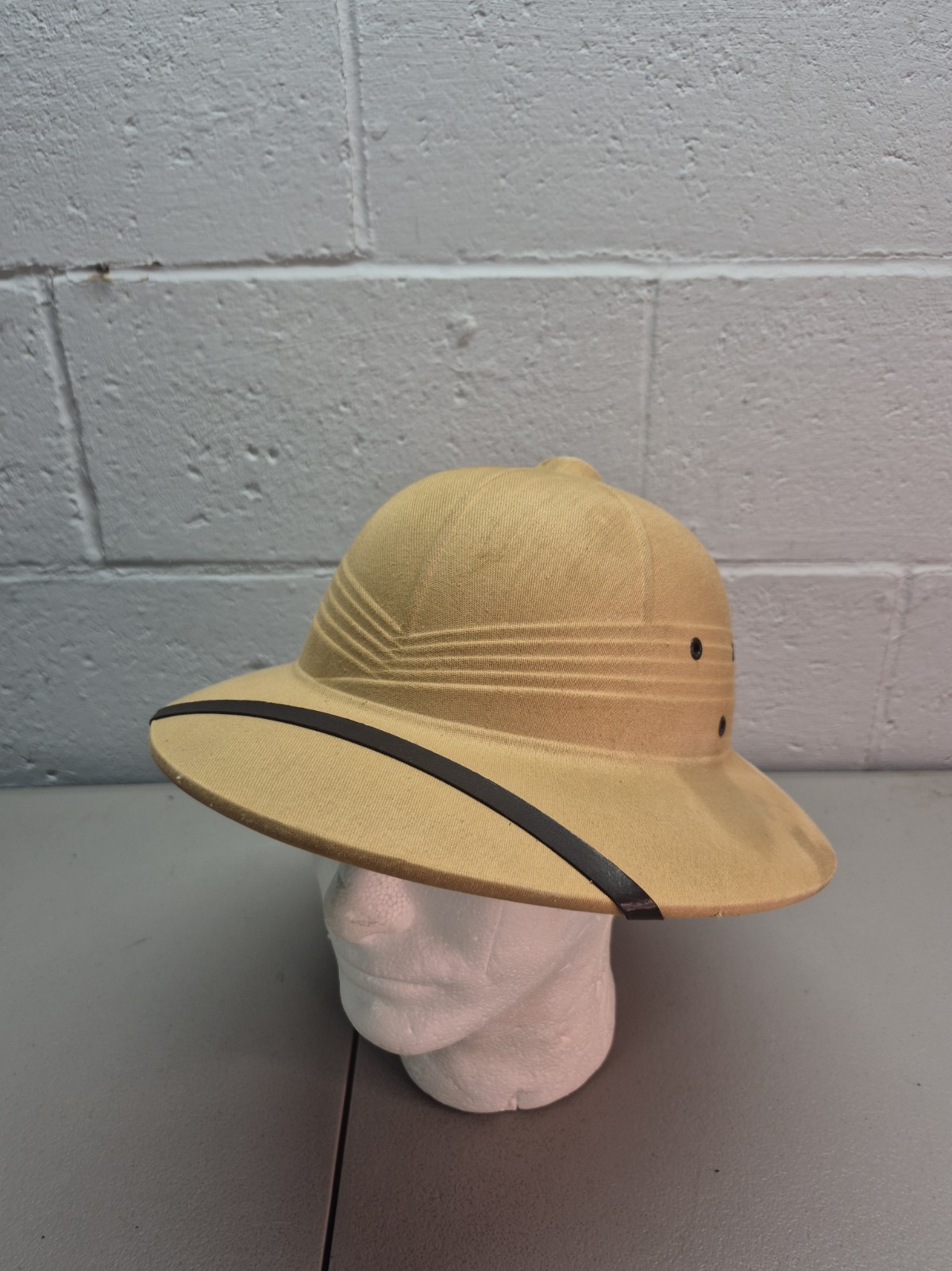 Vintage WWII 1942 US Military Pith Sun Helmet American Fiber Green Liner