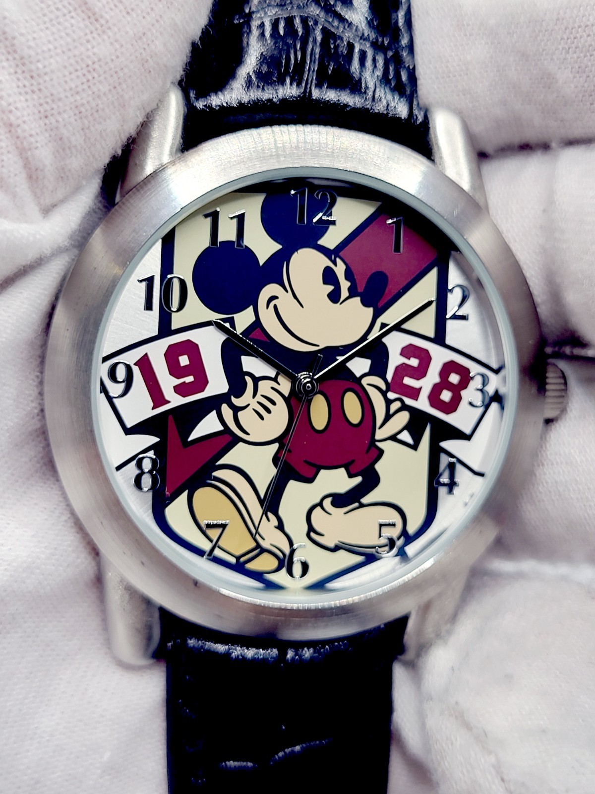 Disney Parks Authentic Original Mickey Mouse 1928 Limited Ed. Watch Rare 42mm