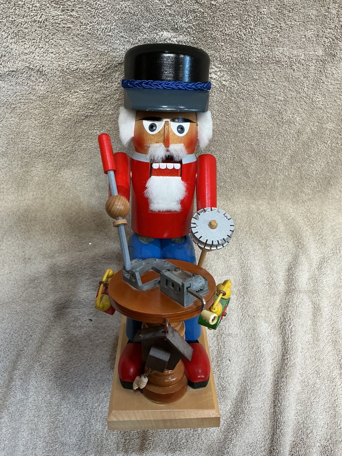 VTG SIGNED Steinbach Volkskunst “Clock Maker” Nutcracker