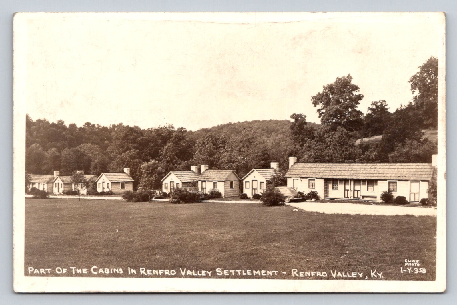 RPPC Cabins Renfro Valley Settlement Kentucky Real Photo P466