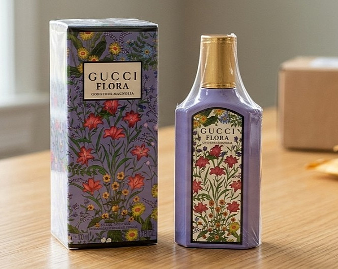 Gucci Flora Gorgeous Magnolia Eau De Parfum Spray 3.3 oz / 100 ml Perfume NIB Gucci Flora Gorgeous Magnolia Eau De Parfum Spray 3.3 oz / 100 ml Perfume NIB