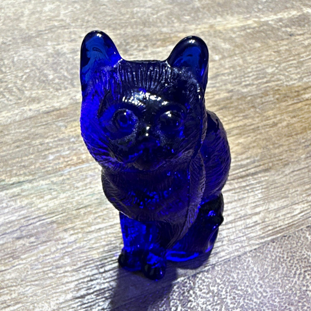 Vintage Mosser ART Glass Cat Sitting Kitty Cobalt Blue 3”