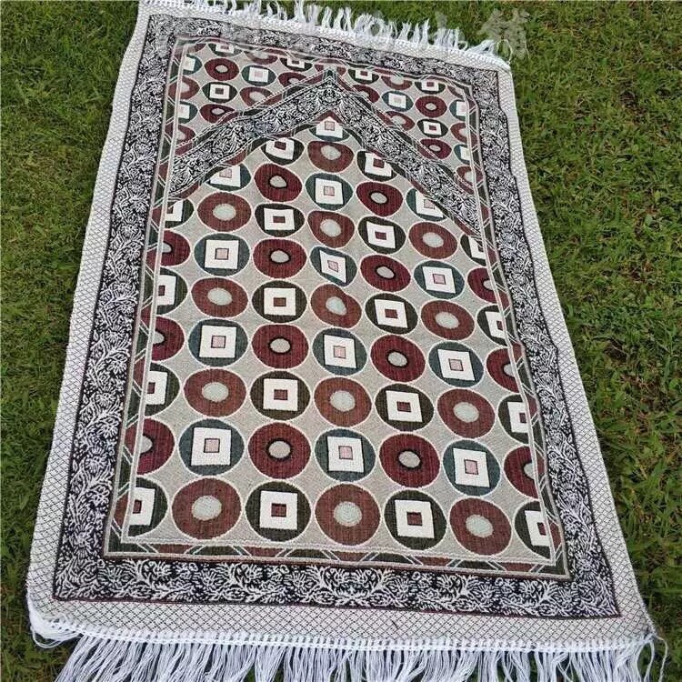 Prayer Rug, Islamic Prayer Mat, Janamaz, Sajada, High Quality Muslim Salah Prayer Rug, Islamic Prayer Mat, Janamaz, Sajada, High Quality Muslim Salah