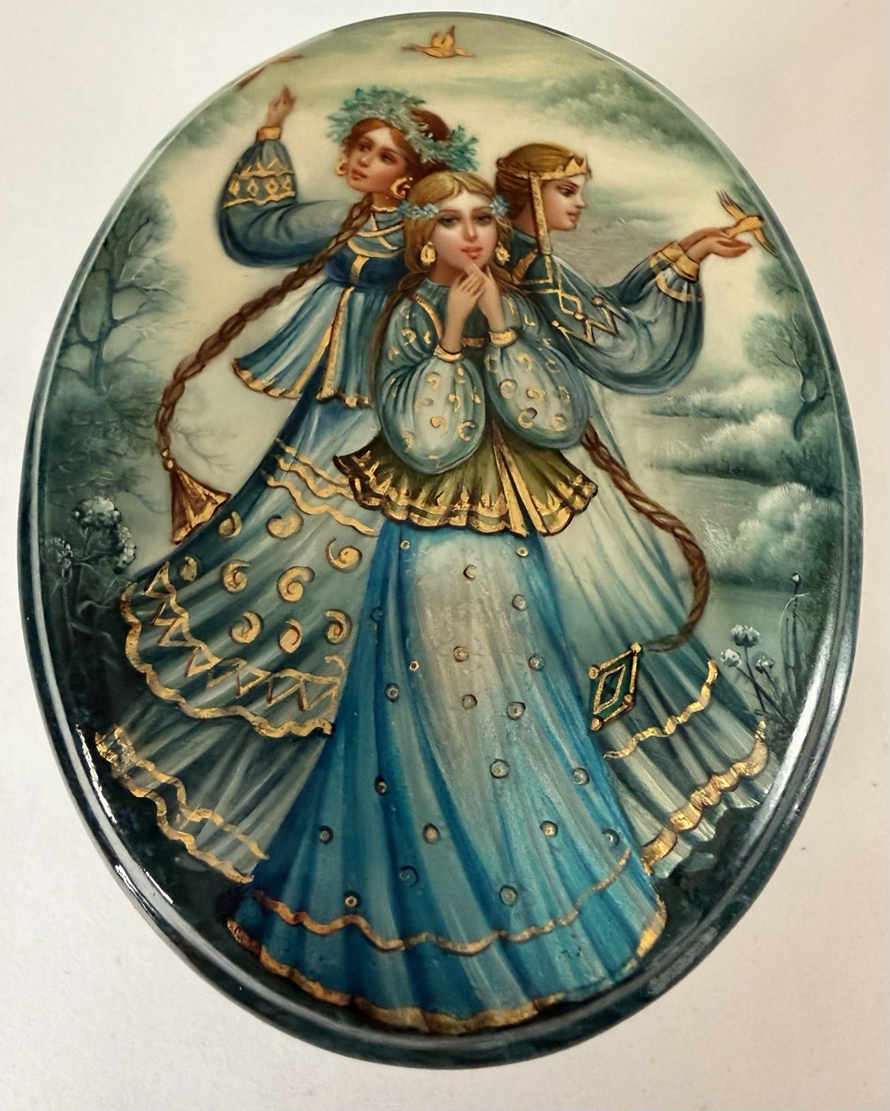 russian lacquer box hand painted