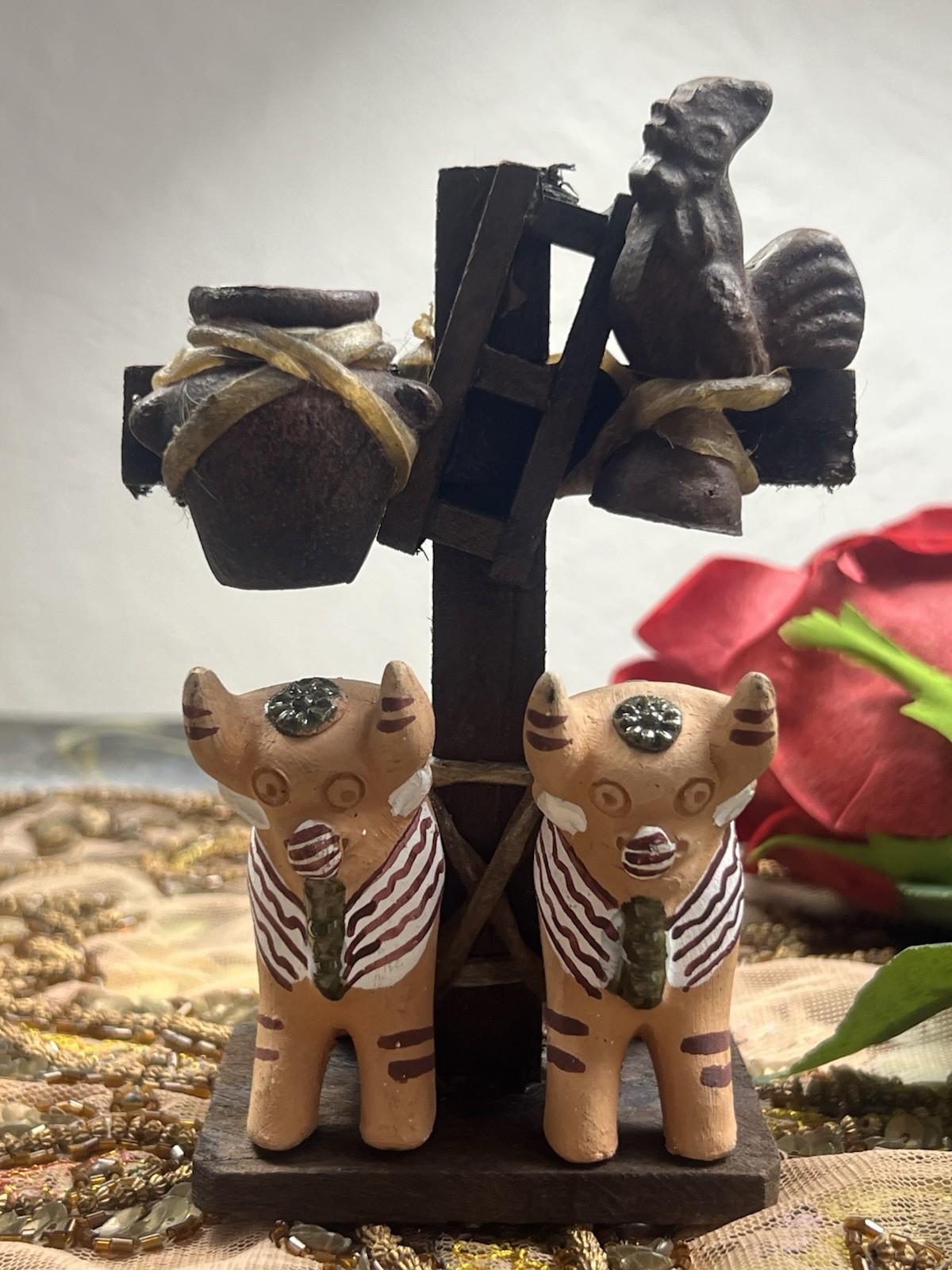 Vintage Peruvian Pucara Bull Wooden | Diorama Torito de Pucara Clay Folk Art 6 Vintage Peruvian Pucara Bull Wooden | Diorama Torito de Pucara Clay Folk Art 6