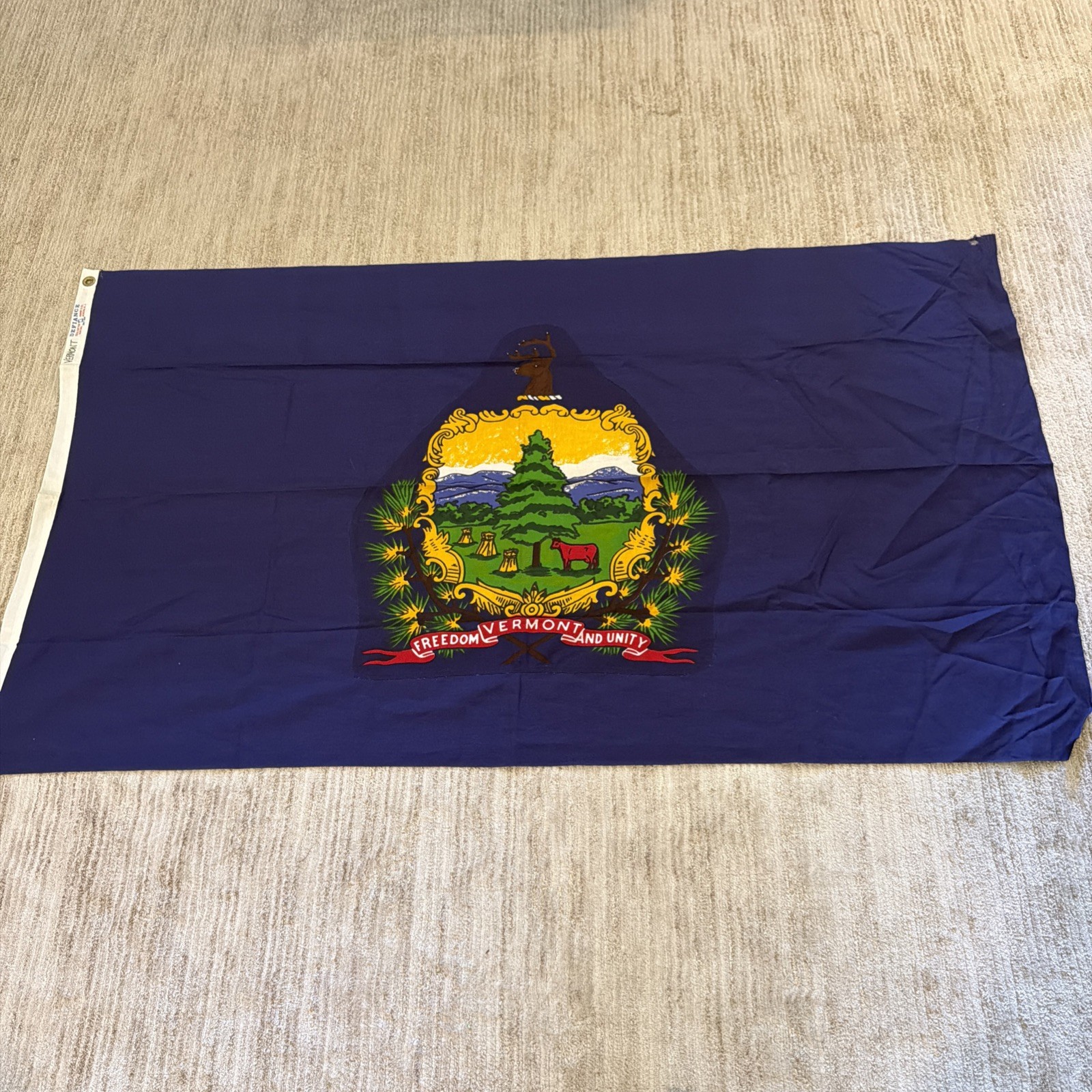 Vintage Vermont State Flag 100% Cotton Vintage Defiance brand Rare Original Vintage Vermont State Flag 100% Cotton Vintage Defiance brand Rare Original