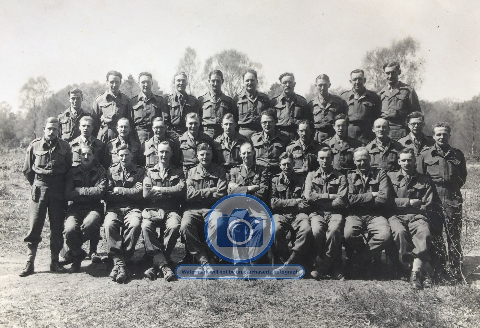 DEVONSHIRE REGIMENT OFFICERS UK 1944 13X19 PHOTO