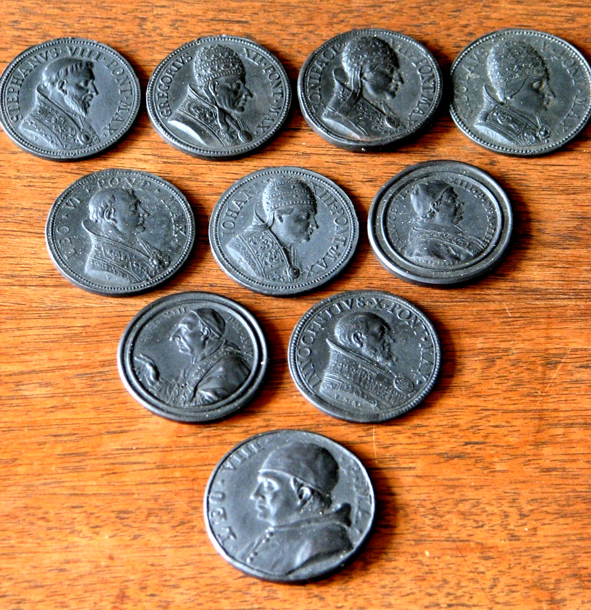 WEDGWOOD  1770'S XRARE ( 10 )  BLACK BASALT MEDAL OF POPES SOLD SEPARATLY MUSEUM