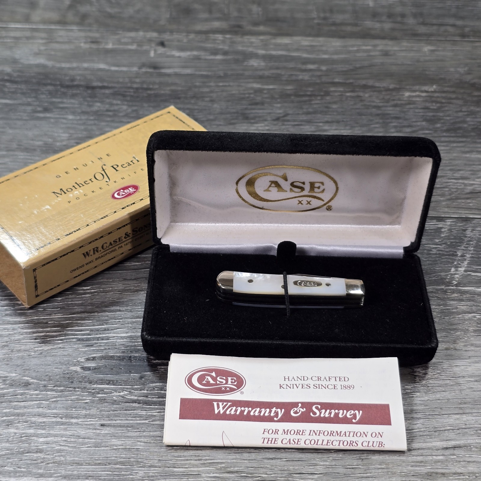2004 CASE XX TINY TRAPPER 82154 SS MOP GENUINE MOTHER-OF-PEARL W/BOX NOS 2004 CASE XX TINY TRAPPER 82154 SS MOP GENUINE MOTHER-OF-PEARL W/BOX NOS