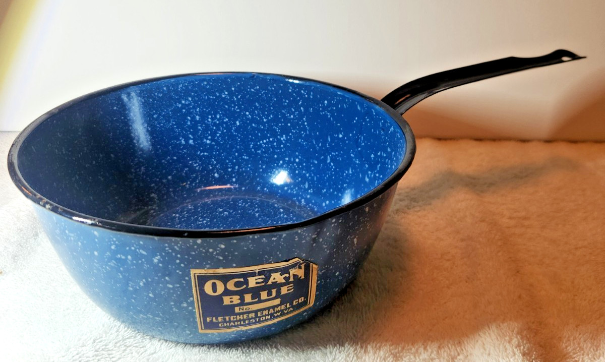 Vintage NOS Fletcher Enamel Co Enamelware Pan Original Label Sticker Decal Blue