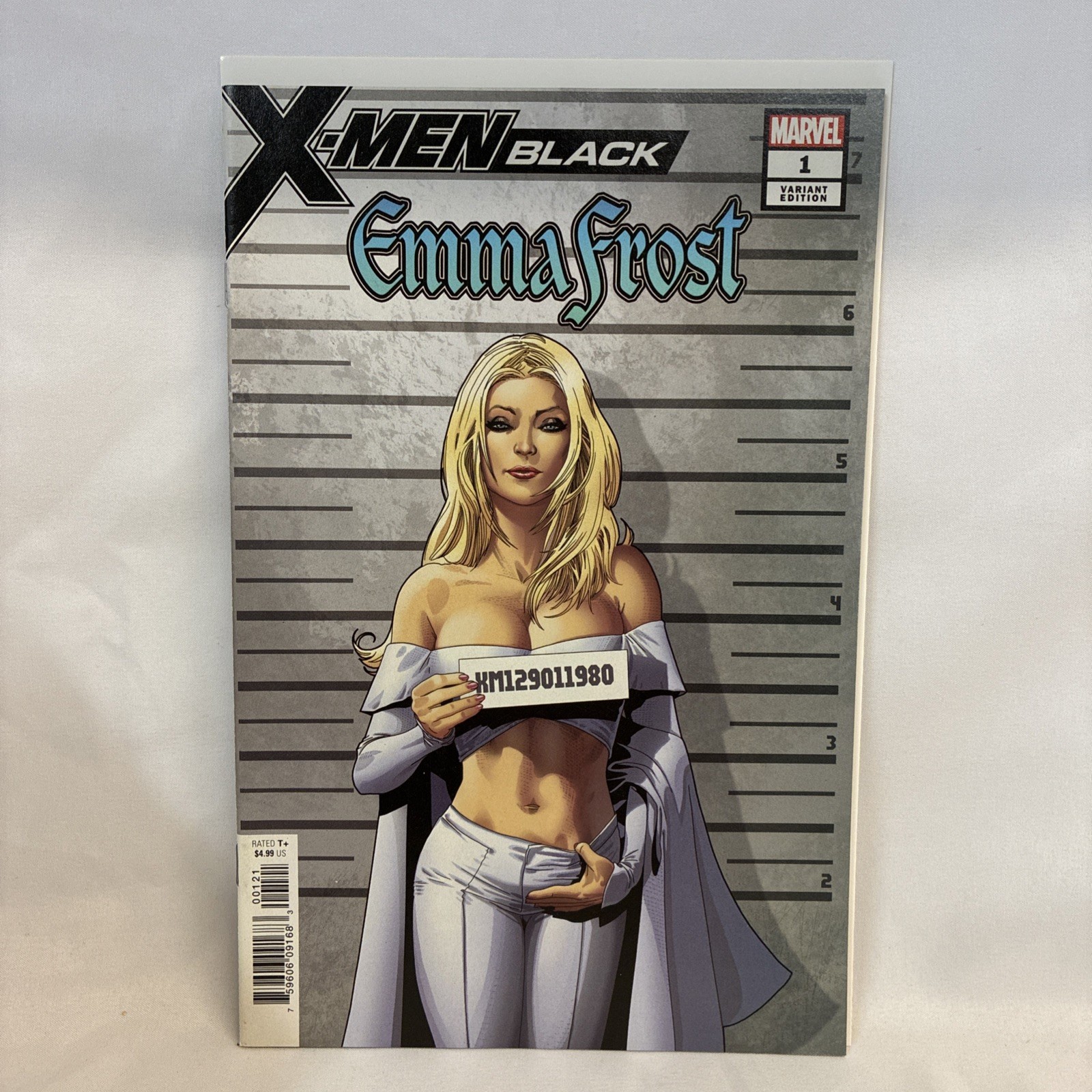 X-Men Black Emma Frost 1 One-Shot Salvador Larroca Variant Marvel Comics 2018 X-Men Black Emma Frost 1 One-Shot Salvador Larroca Variant Marvel Comics 2018