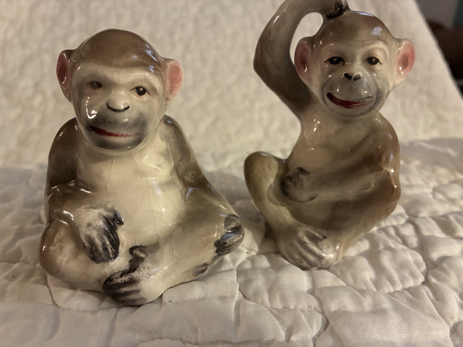 VTG Napco Japan Ceramic Chimpanzee Salt n Pepper Shakers Kitsch MCM W/stoppers VTG Napco Japan Ceramic Chimpanzee Salt n Pepper Shakers Kitsch MCM W/stoppers