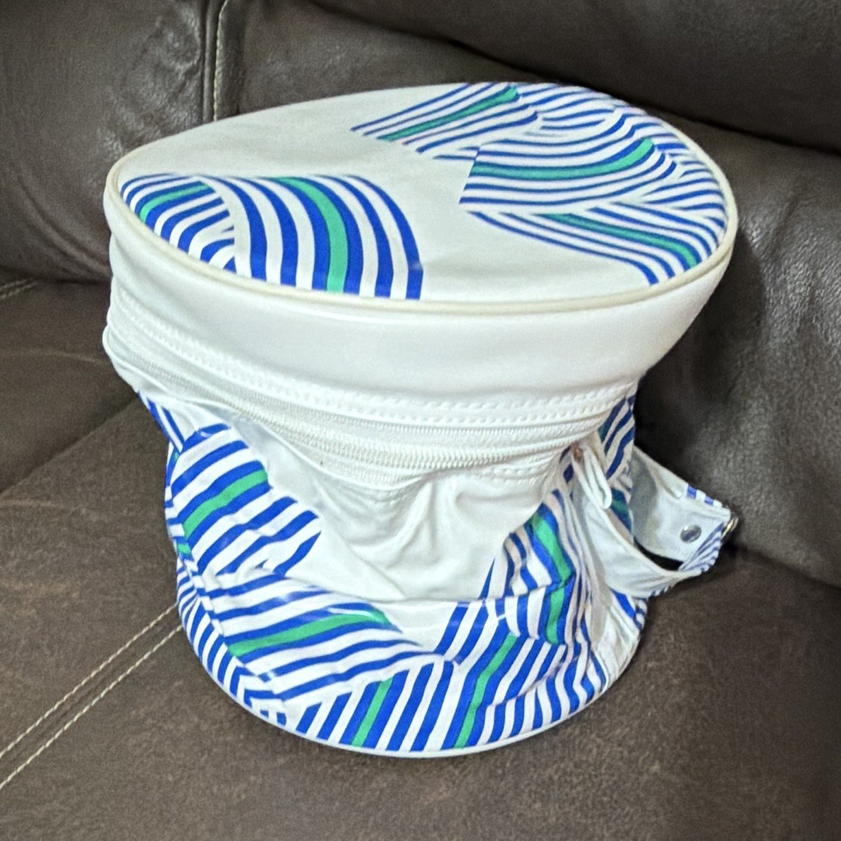 Vintage 1980’s Avon Striped Round Bottle Cooler Zipper Closure White Blue Green