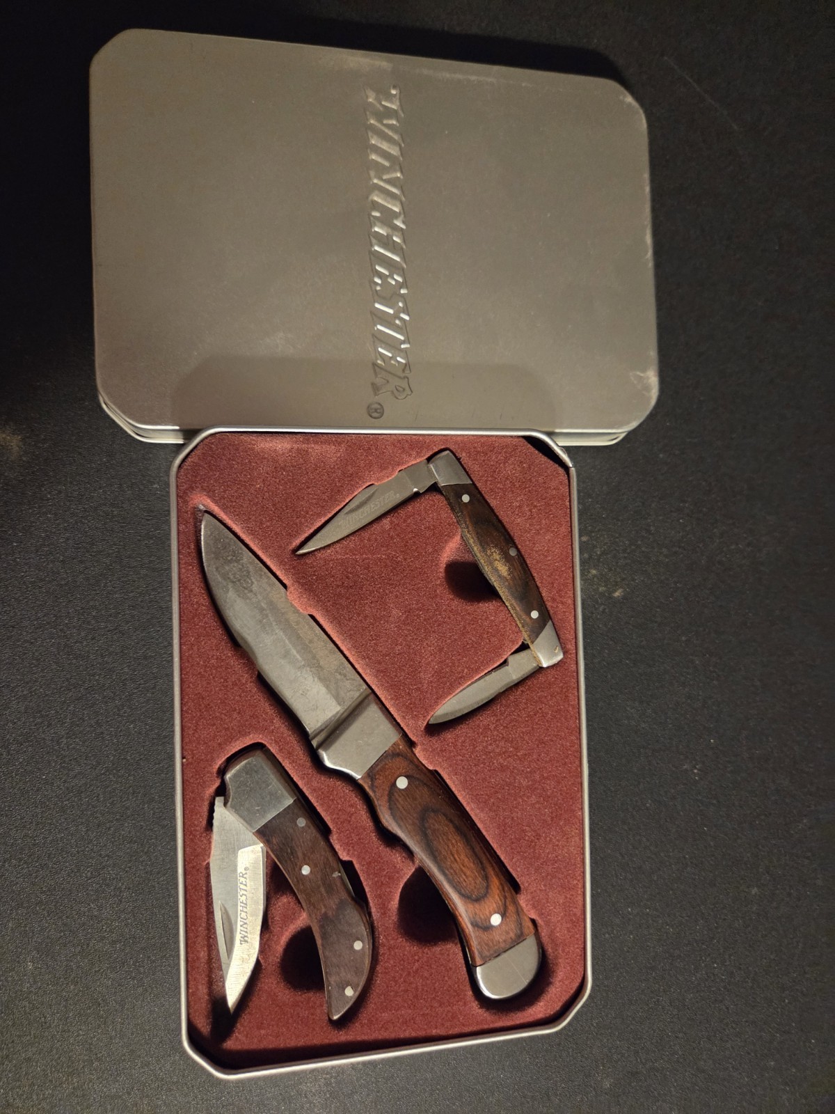 Winchester 3 piece wood handled knives in gift tin Winchester 3 piece wood handled knives in gift tin