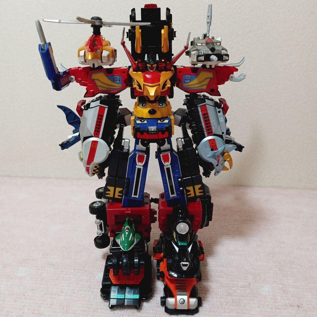 BANDAI Power Rangers Engin Sentai Go-Onger DX Engine-Oh G12 Megazord BANDAI Power Rangers Engin Sentai Go-Onger DX Engine-Oh G12 Megazord