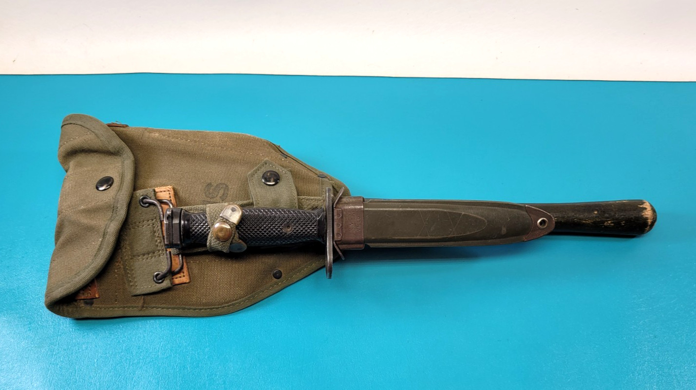 WWII US Ames Military Entrenching Folding Tool Shovel + Bayonet Imperial TR1946 WWII US Ames Military Entrenching Folding Tool Shovel + Bayonet Imperial TR1946