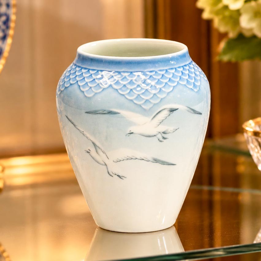 Vintage Bing & Grondahl Seagull Vase Hand Painted Porcelain Blue White Bird Vintage Bing & Grondahl Seagull Vase Hand Painted Porcelain Blue White Bird