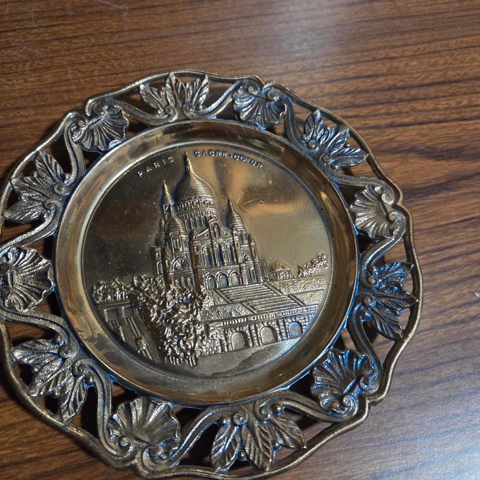 Vintage Paris Sacre Coeur Brass Souvenir Wall Hanging Plate France 814 RC Vintage Paris Sacre Coeur Brass Souvenir Wall Hanging Plate France 814 RC