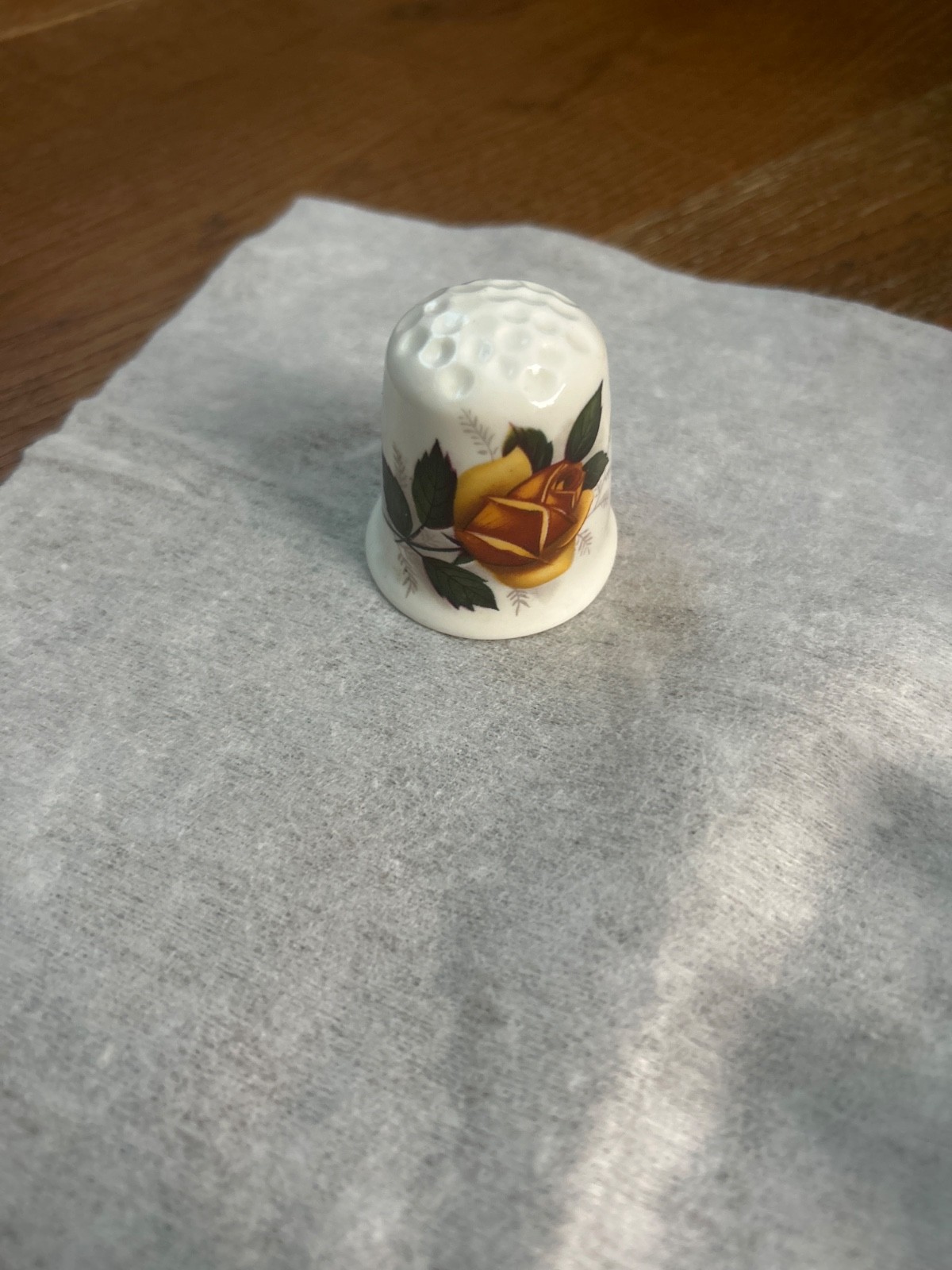 Collectible thimble. Sandford thimble. Large flower thimble
