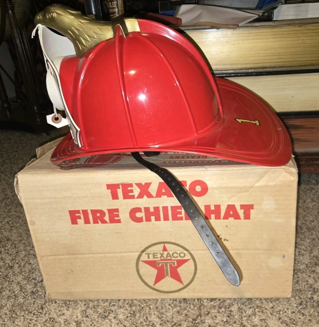 Vintage Texaco Fire Chief Helmet Boxed, 1960s READ Vintage Texaco Fire Chief Helmet Boxed, 1960s READ