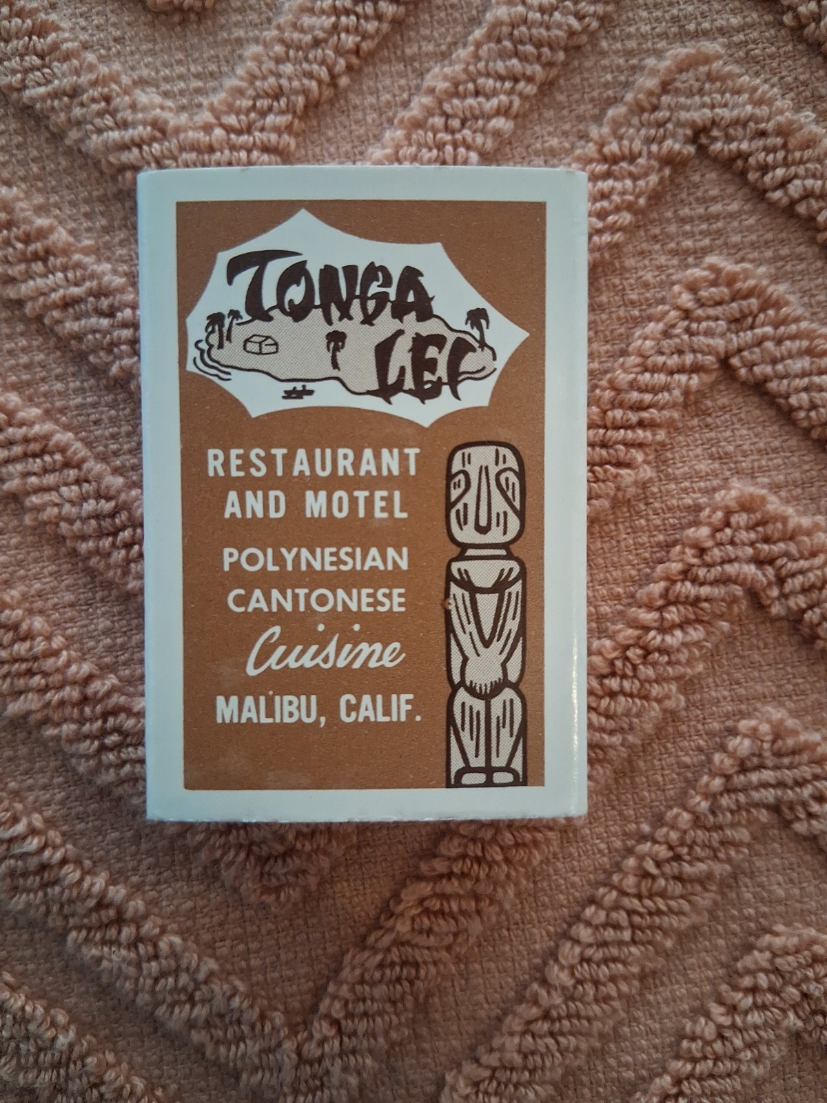 Vintage Tonga Lei Restaurant And Motel Malibu Calif. Full Matchbook Unstruck. 