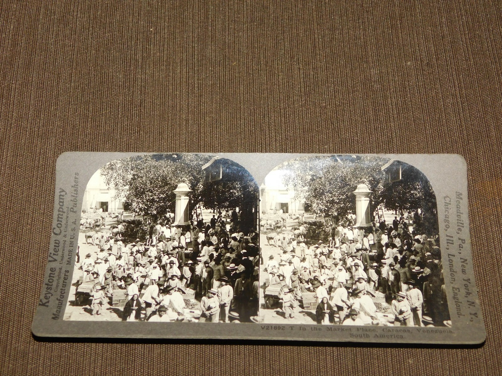 VINTAGE STEREOVIEW STEREOSCOPE CARD MARKET PLACE CARACAS VENEZUELA S AMERICA