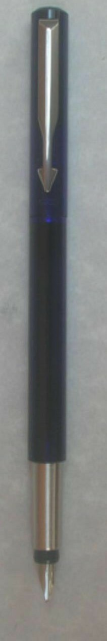 Parker Vector Fountain Pen Medium Pt  Translucent Blue New Made In Uk