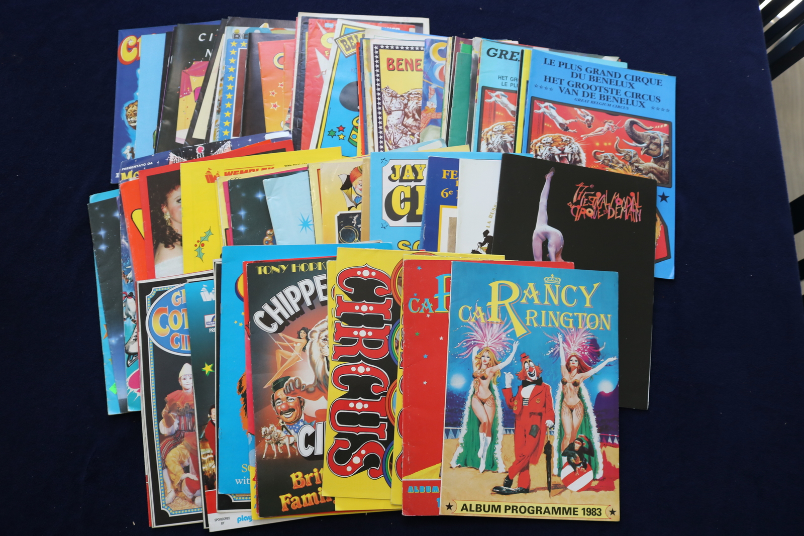 1960\'S-1990\'S CIRCUS PROGRAMS - HUGH LOT - LOT OF 97 - O 3636 1960\'S-1990\'S CIRCUS PROGRAMS - HUGH LOT - LOT OF 97 - O 3636