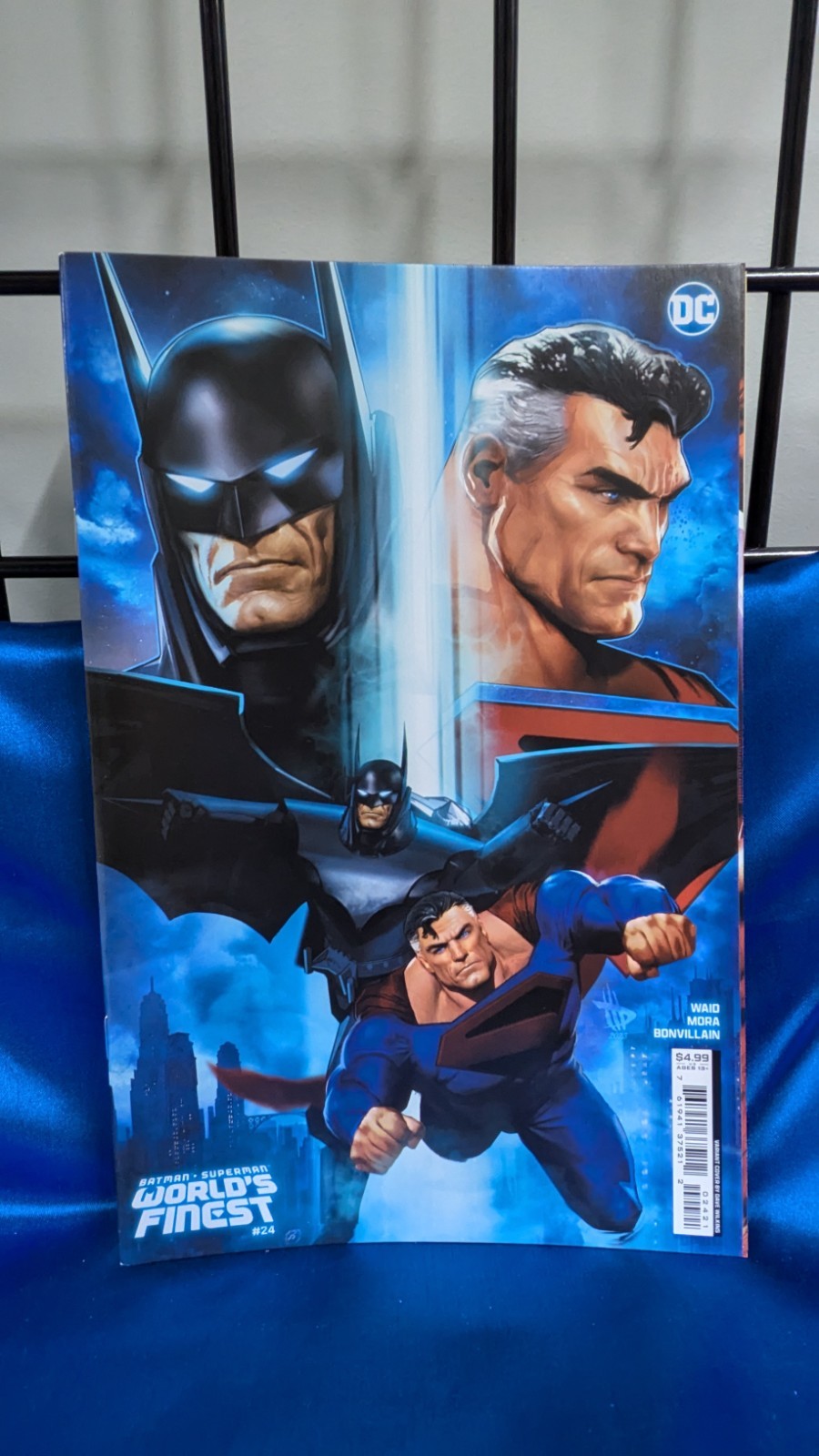 Batman / Superman: World's Finest #24 Dave Wilkins.  We combine. We pack well.