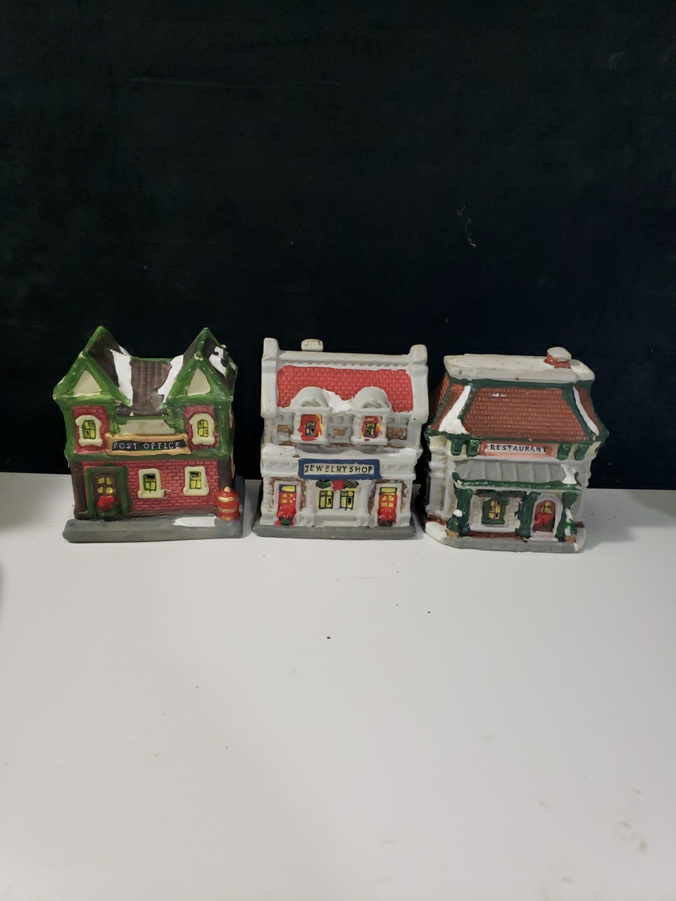 cobblestone corners christmas village lot of 3 cobblestone corners christmas village lot of 3
