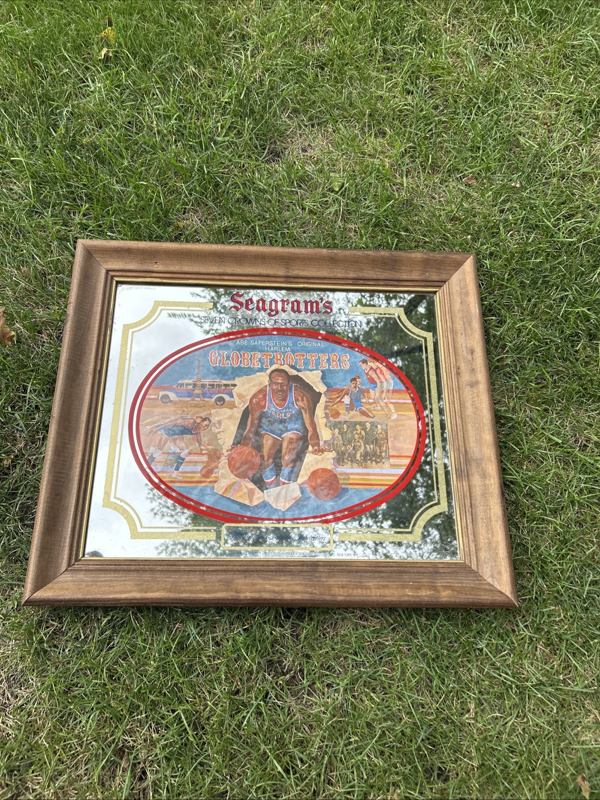 SEAGRAMS SEVEN CROWNS OF SPORTS HARLEM GLOBETROTTERS SPORTS BAR MIRROR FRAMED SEAGRAMS SEVEN CROWNS OF SPORTS HARLEM GLOBETROTTERS SPORTS BAR MIRROR FRAMED