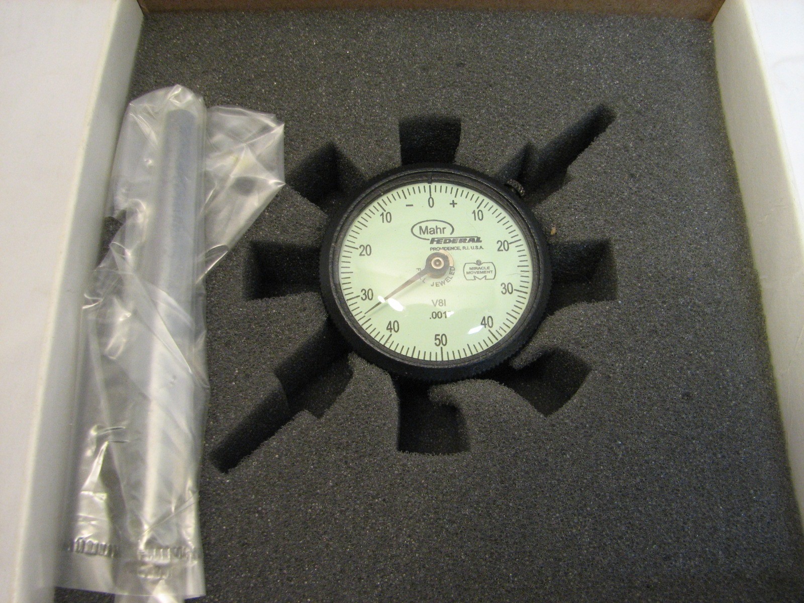 Mahr Federal V81 Dial Indicator Gauge .001 w/Box Machinist Tool Gage