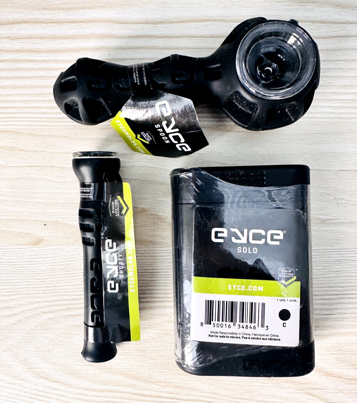 Black EYCE Travel Kit – Spoon, Solo & Shorty Silicone Pipes – Durable, Compact Black EYCE Travel Kit – Spoon, Solo & Shorty Silicone Pipes – Durable, Compact
