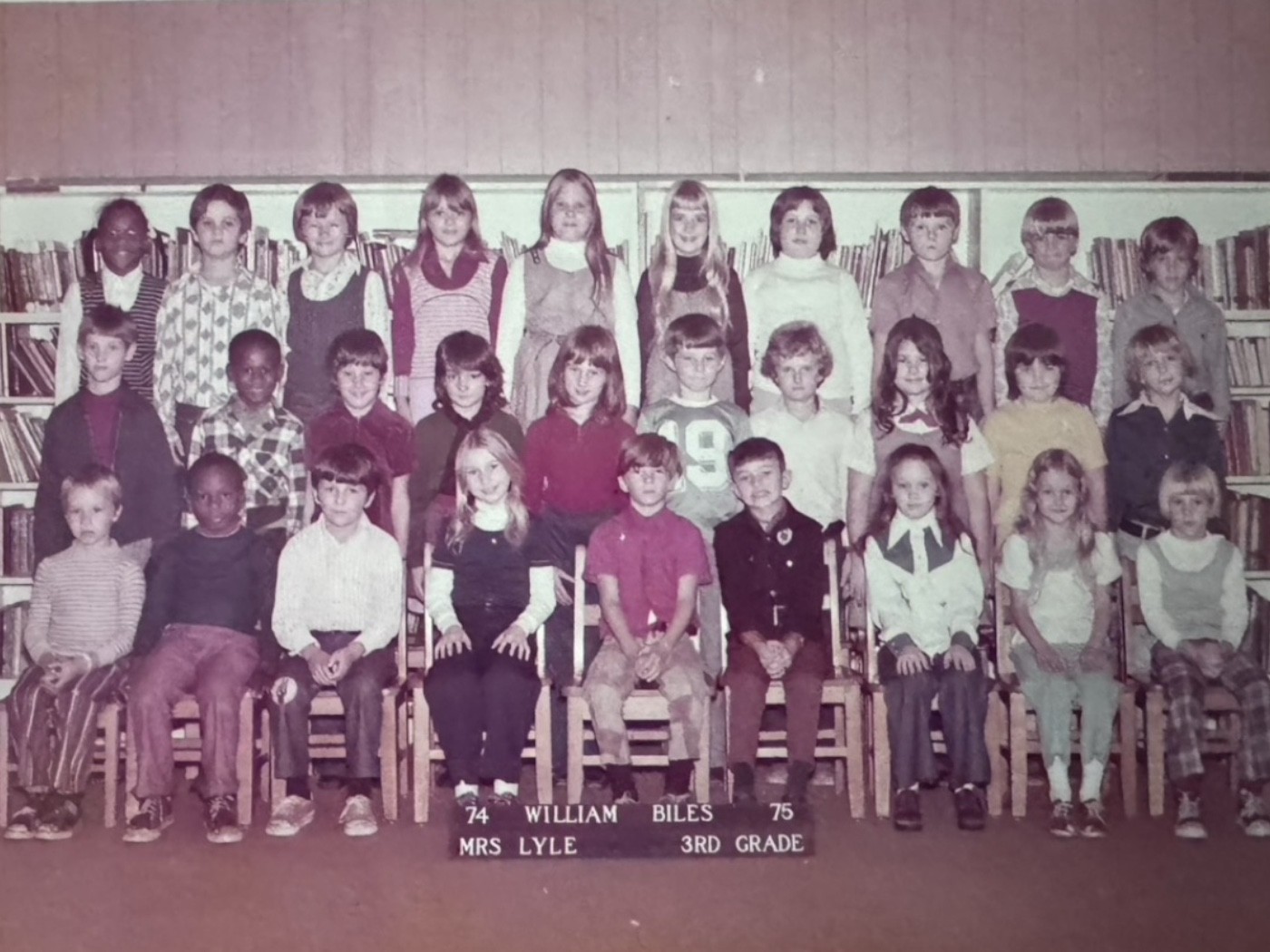 Vintage 1974-75 William Biles Mrs Lyle 3rd Grade Class Photo 5x7