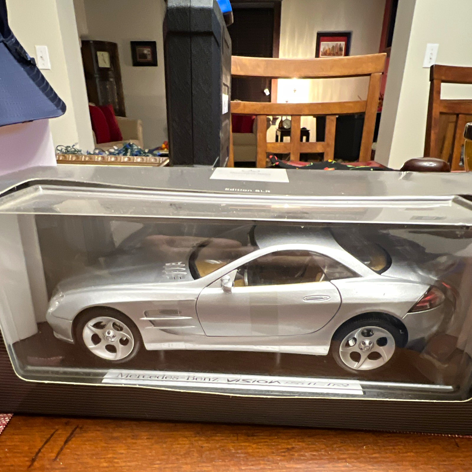 Mercedes-Benz Vision SLR 1:18 Silver Diecast Model Car Rare Dealer Edition Mercedes-Benz Vision SLR 1:18 Silver Diecast Model Car Rare Dealer Edition