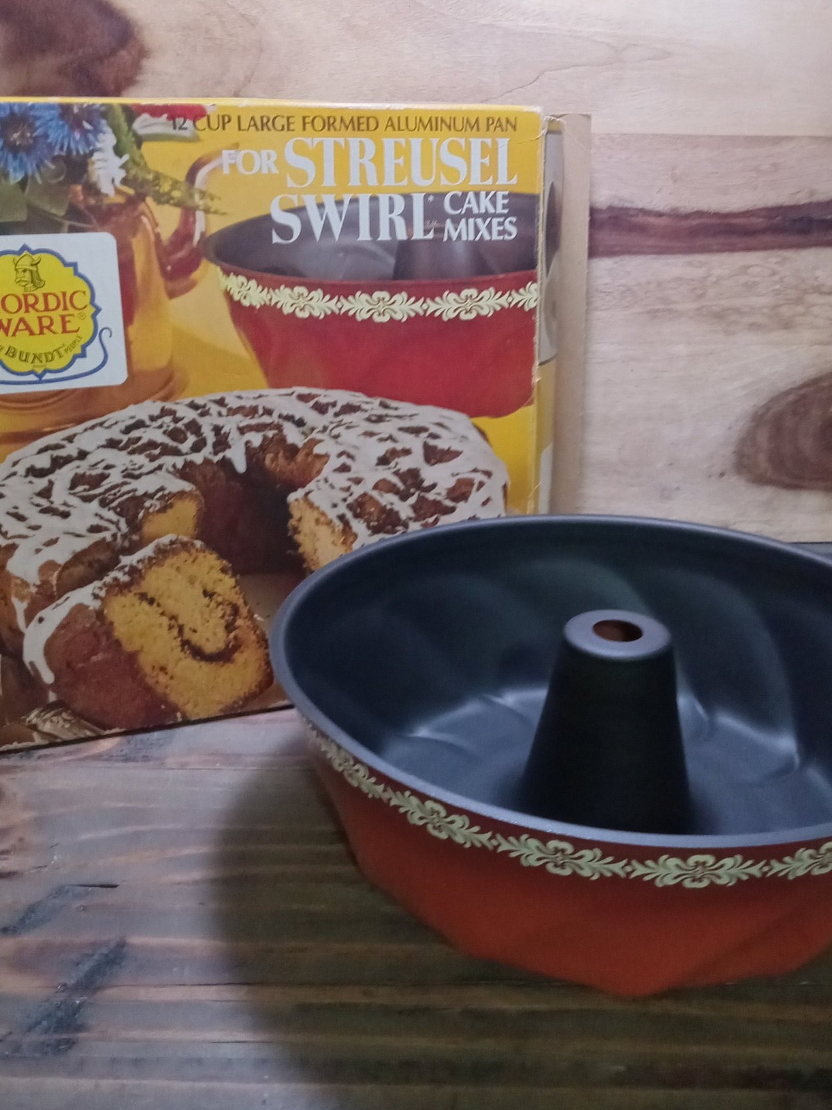 Nordic Ware 12 Cup Bundt Cake Pan Heavy Cast Aluminum Nonstick Original USA Nordic Ware 12 Cup Bundt Cake Pan Heavy Cast Aluminum Nonstick Original USA