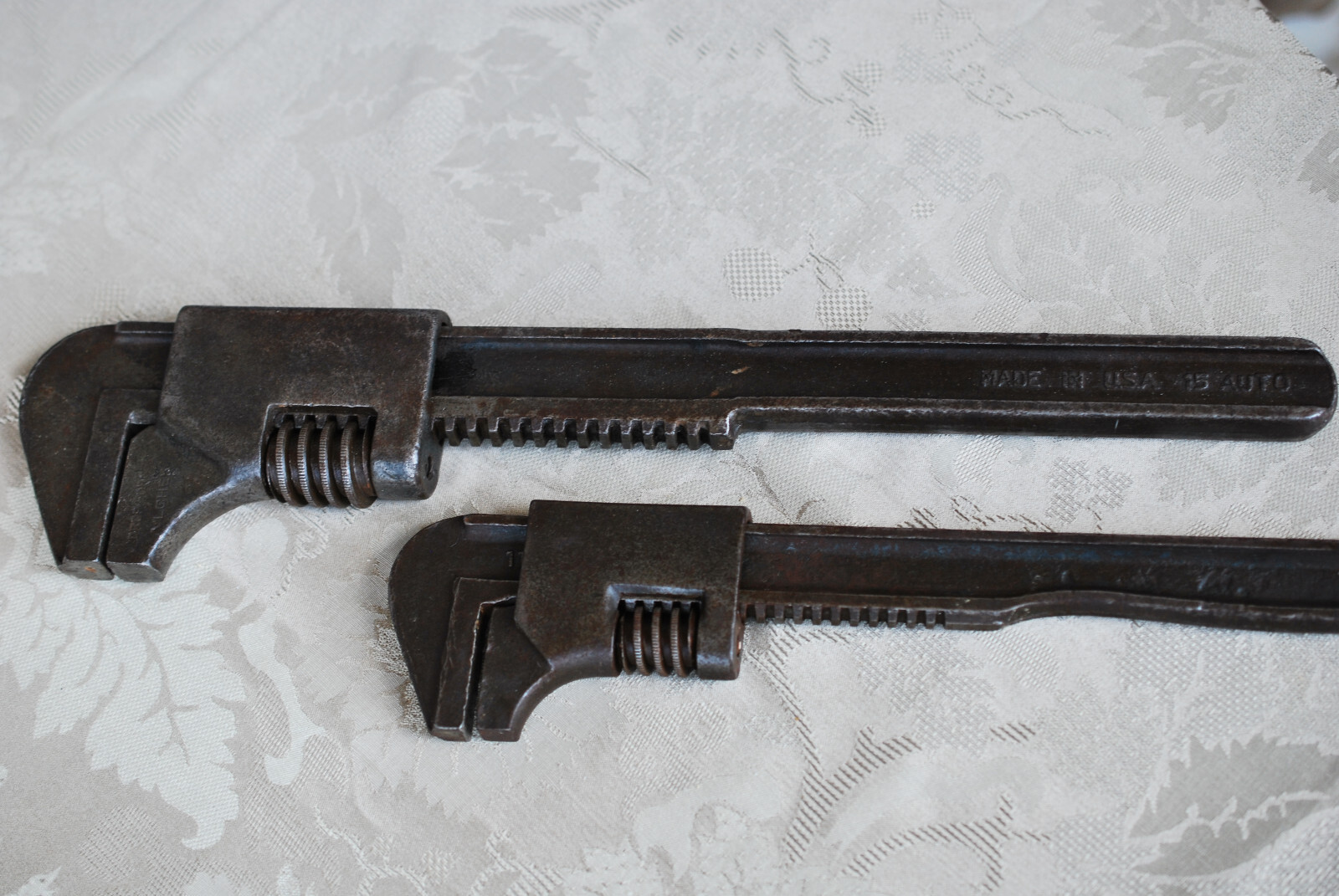 Antique VLCHECK Drop Forge Monkey Pipe Adjustable Wrench Set of 2 - 11\