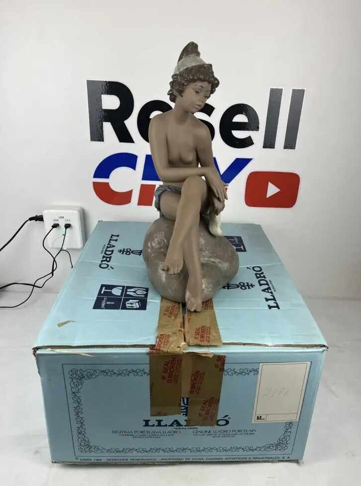 🔥RETIRED AND RARE STUNNING LLADRO #2182 NUDE LADY DAYDREAMER Only One On eBay
