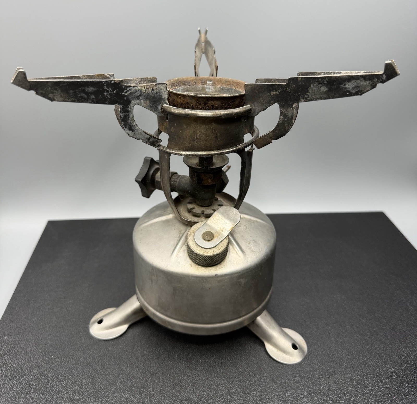 Original WW2 M-1942 MOD 1944 Aladdin Gasoline Military Camp Stove Untested