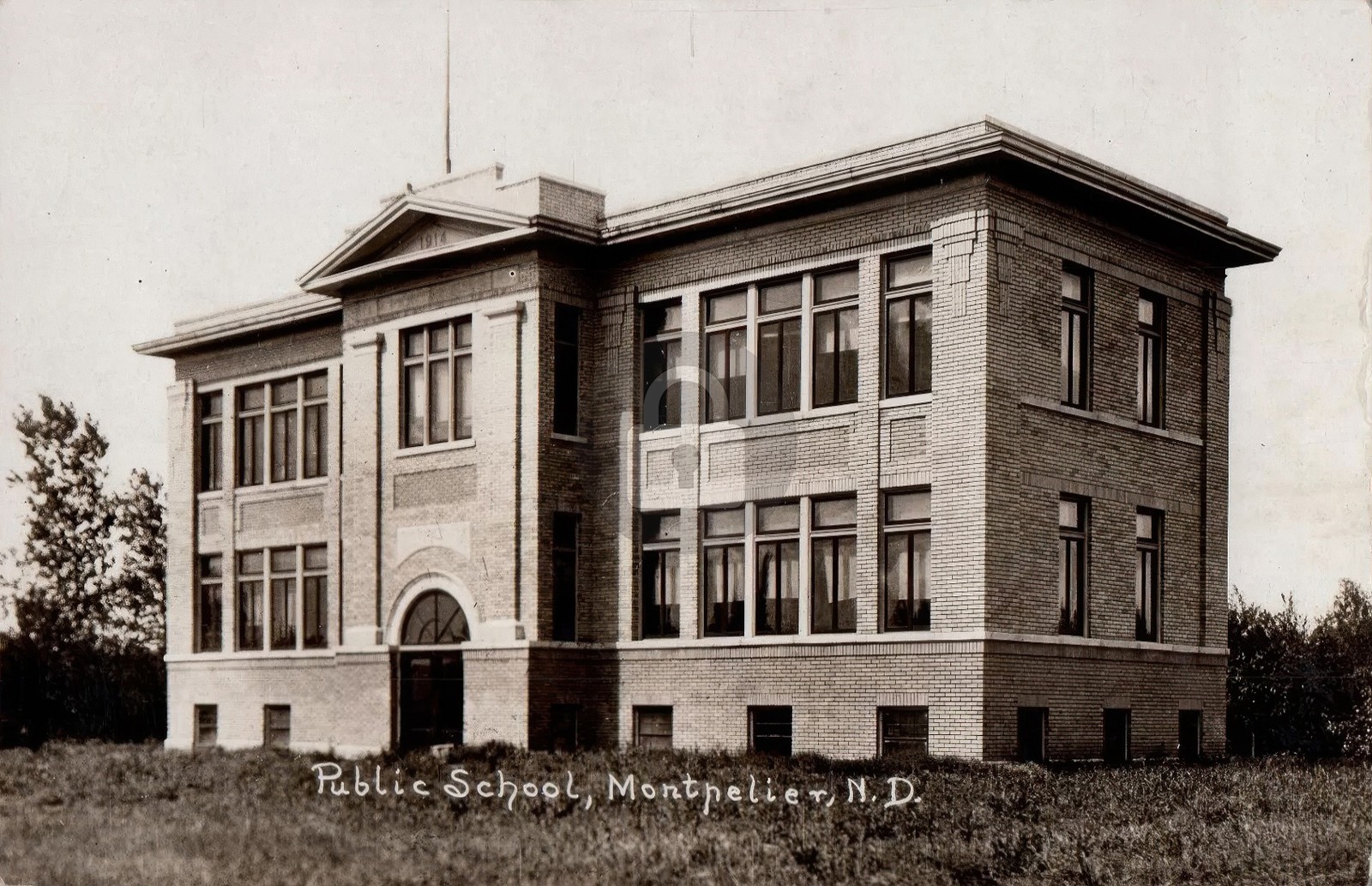 Montpelier ND North Dakota Public School Exterior 1910 RPPC Photo Postcard COPY